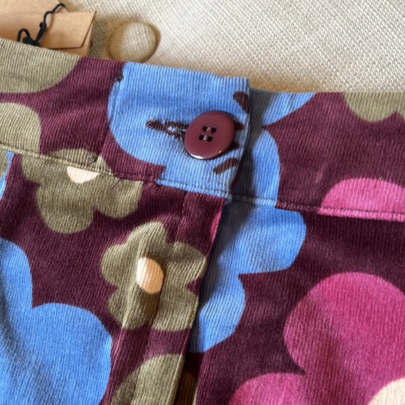 ModCloth Corduroy Skirt with floral print 🌼 - Picture 4 of 6